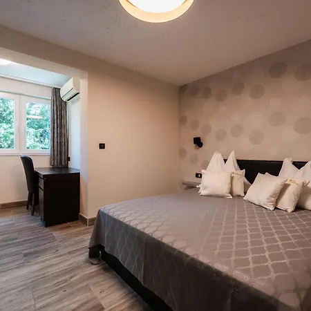 Bed & Breakfast Villa Terezija-3